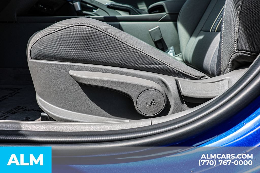 Used 2025 Hyundai Elantra Sport FWD image 22