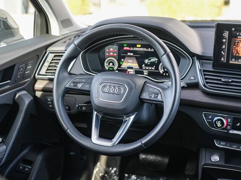 Certified 2023 Audi Q5 e Premium Plus w/ Premium Plus Package AWD/4WD image 16