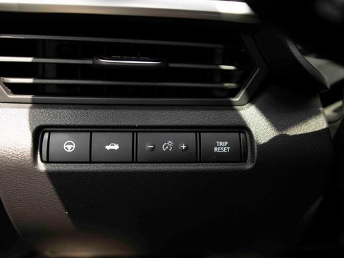 Used 2019 Nissan Altima 2.5 SV AWD/4WD image 11