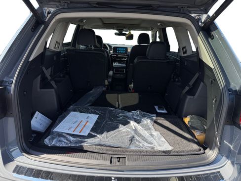 New 2026 Volkswagen Atlas SEL AWD/4WD image 17