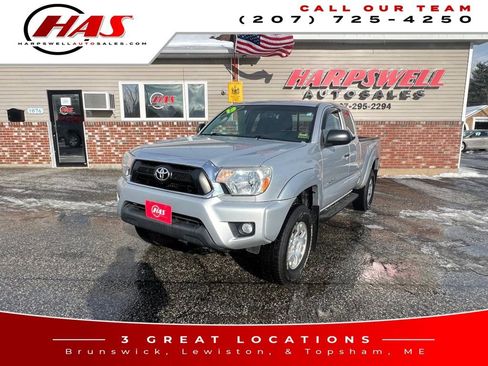 Used 2013 Toyota Tacoma 4x4 Access Cab V6 image 2