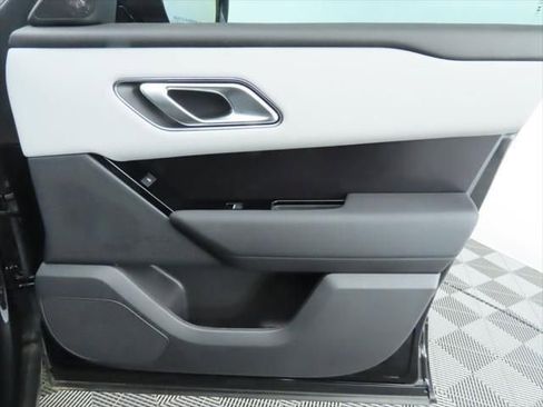 New 2026 Land Rover Range Rover Velar Dynamic SE image 27