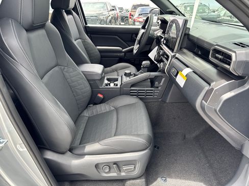 New 2026 Toyota 4Runner TRD Sport Premium AWD/4WD image 8
