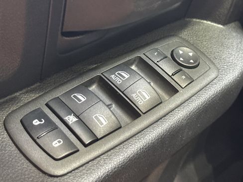 Used 2022 RAM 2500 Tradesman AWD/4WD image 32