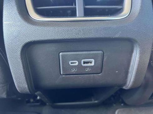 Certified 2025 Chevrolet Blazer LT w/ Convenience Package image 16