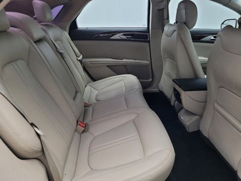 Used 2016 Lincoln MKZ image 19