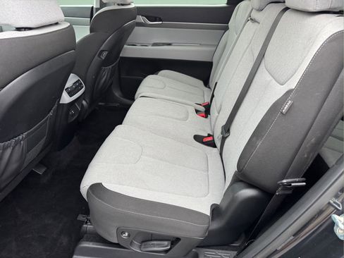 Used 2023 Hyundai Palisade SE w/ Cargo Package image 11