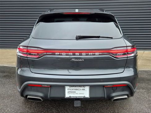 Used 2025 Porsche Macan image 23