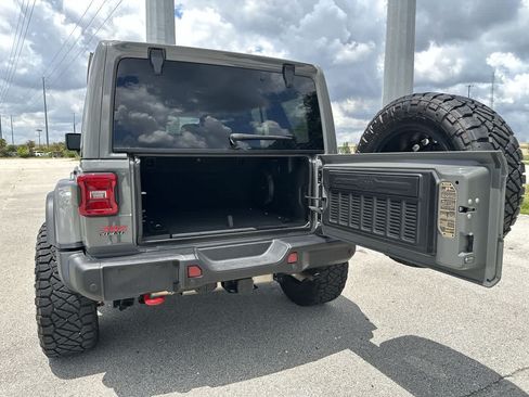Used 2021 Jeep Wrangler Unlimited Rubicon w/ Trailer Tow Package AWD/4WD image 29