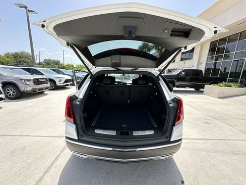 Certified 2024 Cadillac XT5 Premium Luxury w/ Technology Package FWD image 32