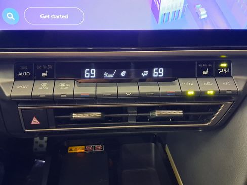 Used 2025 Toyota Camry XSE image 18