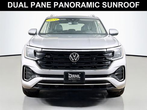 Used 2024 Volkswagen Atlas SEL Premium R-Line AWD/4WD image 3