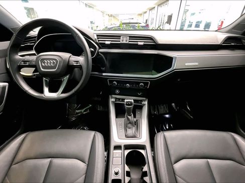 Used 2023 Audi Q3 2.0T Premium w/ Convenience Package image 15