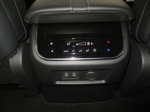 New 2026 Nissan Armada SV image 26