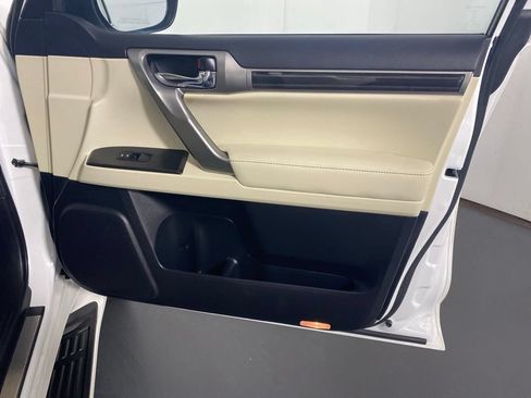 Certified 2023 Lexus GX 460 Premium w/ Premium Package AWD/4WD image 31