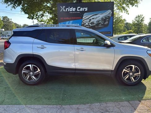 Used 2019 GMC Terrain SLT w/ Preferred Package AWD/4WD image 8