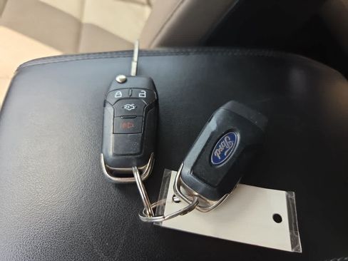 Used 2020 Ford Explorer 2WD image 28