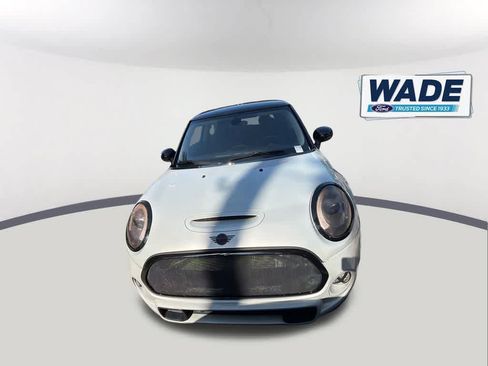Used 2017 MINI Cooper S FWD image 2