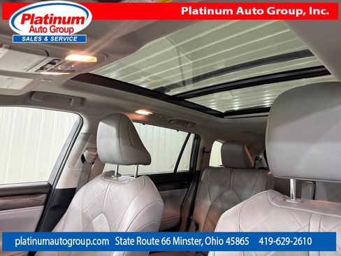 Used 2023 Toyota Highlander Platinum AWD/4WD image 14