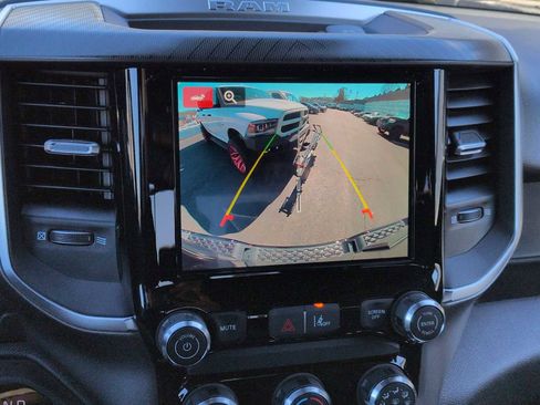 New 2026 RAM 1500 Express AWD/4WD image 17