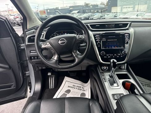 Used 2024 Nissan Murano SL image 14