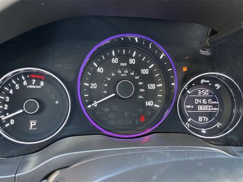 Used 2020 Honda HR-V LX image 50