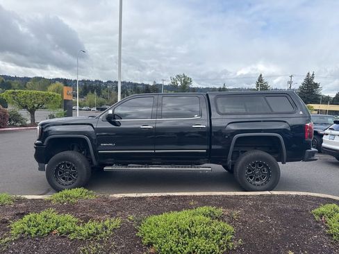 Used 2018 GMC Sierra 1500 Denali image 4