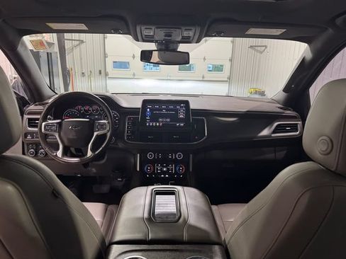 Used 2021 Chevrolet Suburban Z71 AWD/4WD image 18