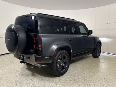 Used 2023 Land Rover Defender 110 X-Dynamic SE AWD/4WD image 5