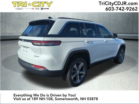 New 2025 Jeep Grand Cherokee Limited w/ Luxury Tech Group II image 5