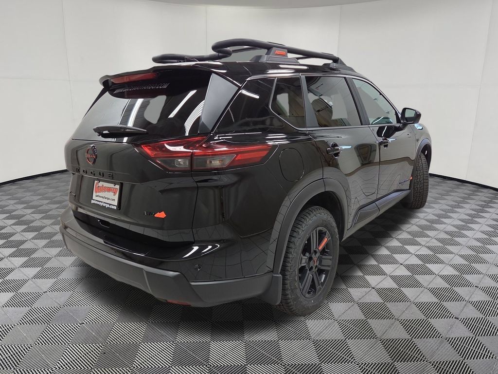 Used 2025 Nissan Rogue SV AWD/4WD image 4