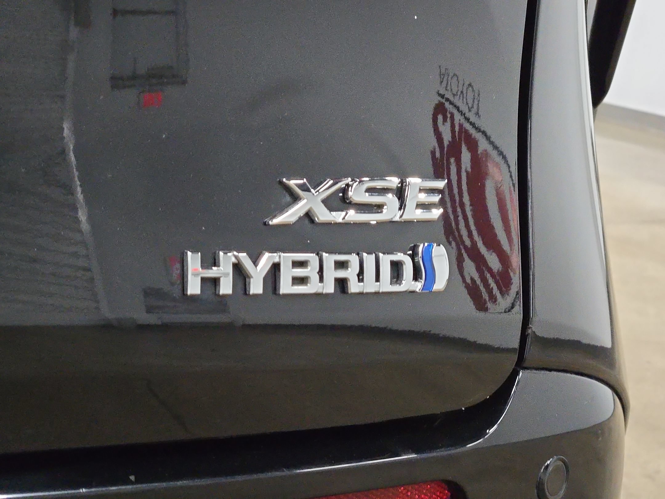Used 2021 Toyota Sienna XSE FWD image 37