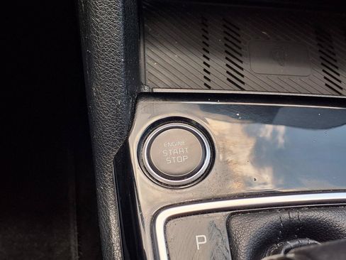 Used 2024 Kia Sportage EX FWD image 15