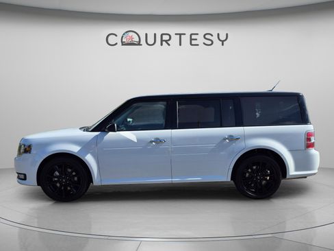 Used 2019 Ford Flex SEL w/ Equipment Group 202A FWD image 2