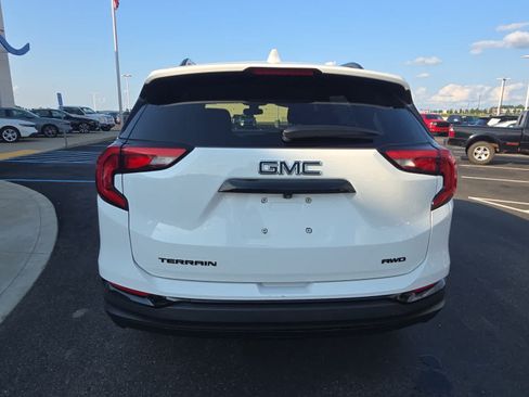 Used 2020 GMC Terrain SLE w/ Driver Convenience Package AWD/4WD image 7