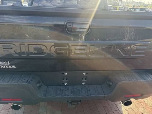 Used 2024 Honda Ridgeline RTL+ image 9