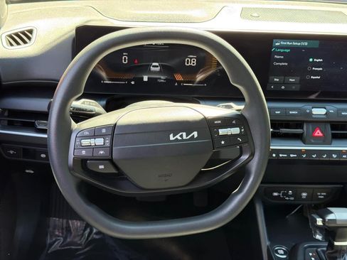 Used 2025 Kia K4 FWD image 16