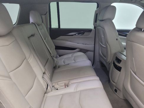 Used 2016 Cadillac Escalade ESV Premium AWD/4WD image 19