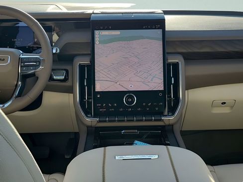 New 2026 GMC Yukon XL Denali w/ LPO, Floor Liner Package image 28