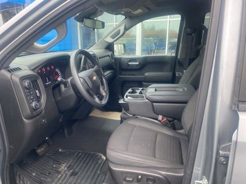 Used 2024 Chevrolet Silverado 1500 Custom image 7