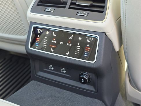 New 2025 Audi A6 Premium Plus image 30
