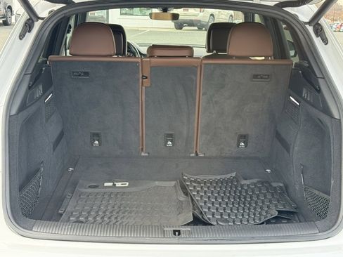 Used 2018 Audi Q5 2.0T Premium Plus w/ Premium Plus Package image 40