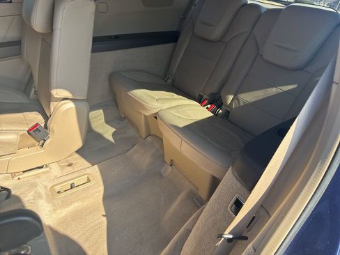 Used 2015 Mercedes-Benz GL 450 4MATIC image 24