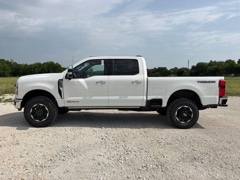 New 2026 Ford F250 King Ranch w/ Tremor Off-Road Package AWD/4WD image 14
