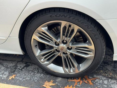 Used 2019 Cadillac CT6 V w/ Driver Assist Package image 5