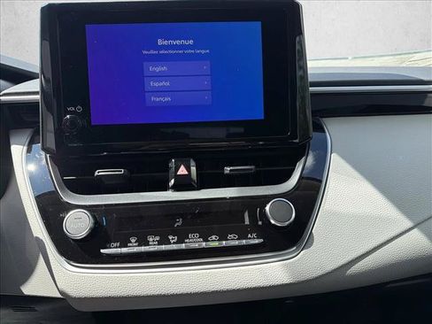 Used 2026 Toyota Corolla LE FWD image 15
