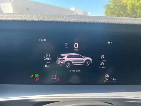 New 2026 Volkswagen Tiguan SE R-Line FWD image 25