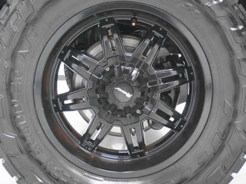 Used 2015 Ford F250 Lariat w/ Lariat Ultimate Package image 24