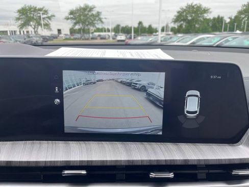 Used 2024 Kia Telluride EX w/ EX Captain's Chair Package AWD/4WD image 16