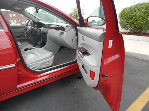 Used 2008 Buick LaCrosse CXL w/ Driver Confidence Package FWD image 35